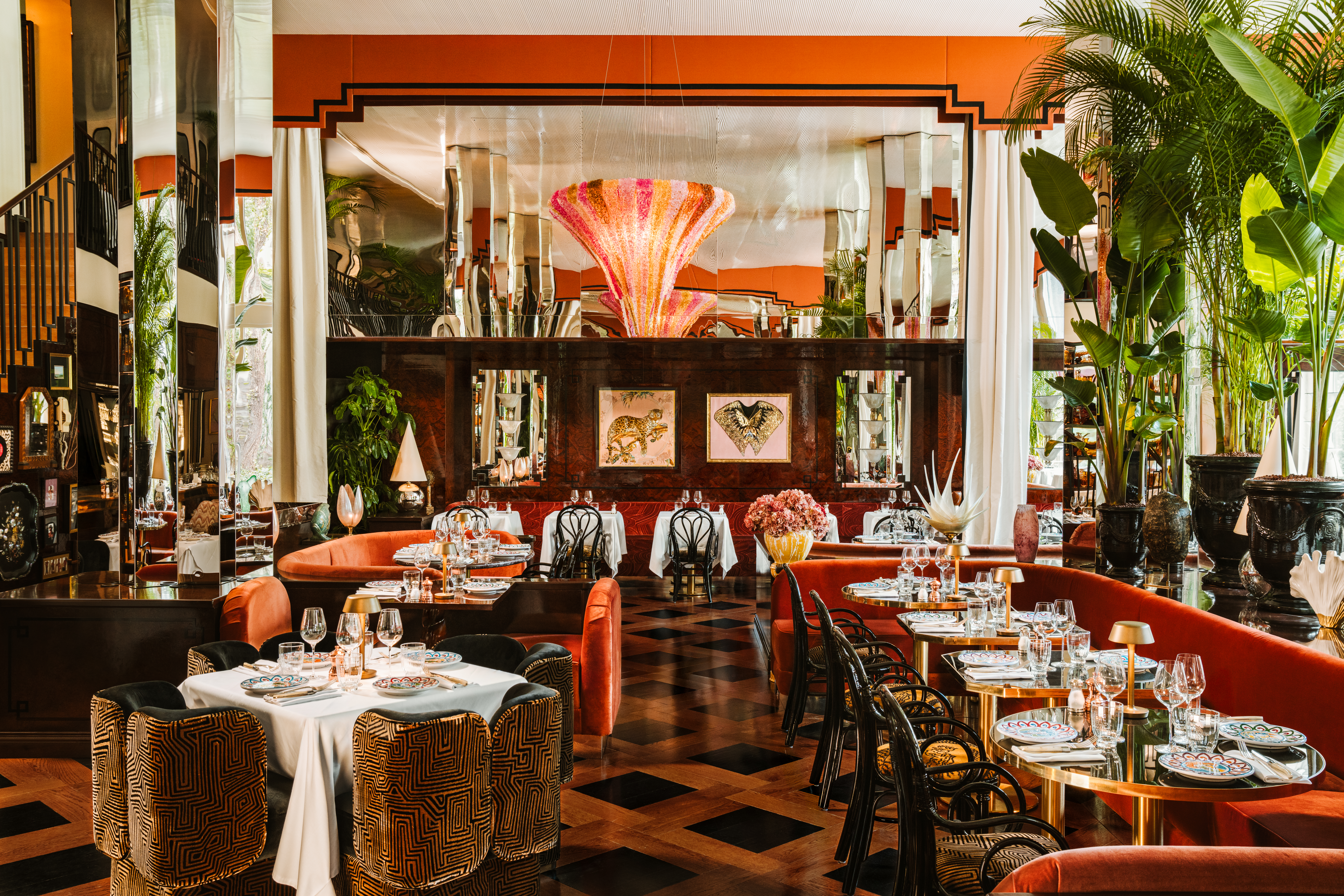 Descubre el interiorismo del restaurante Gloria Osteria de Barcelona