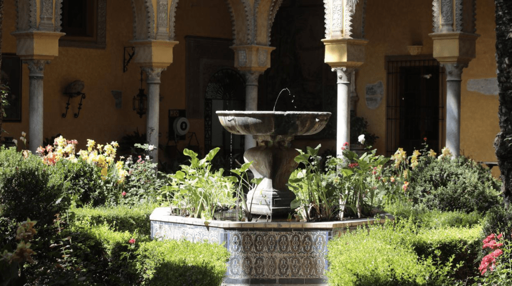 Así es el Palacio de las Dueñas en Sevilla donde Pedro Sánchez ha ofrecido una cena a la&nbsp;ONU