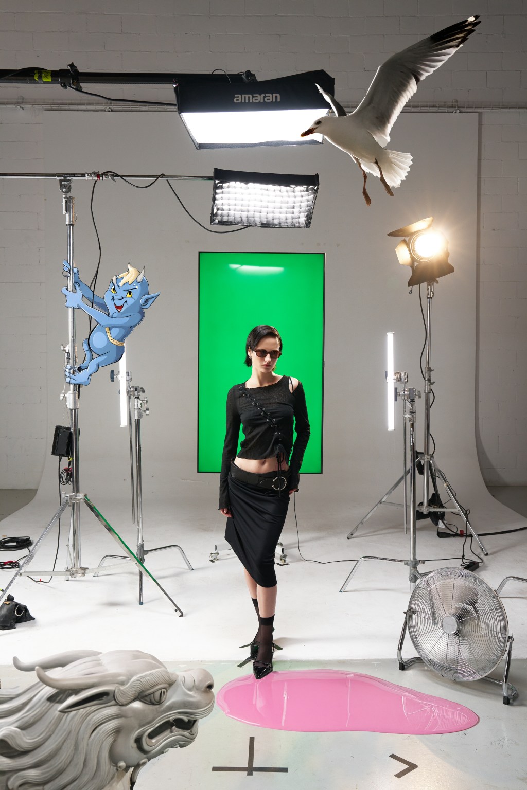 La nueva campaña de Meller, un túnel infinito de gafas para cada&nbsp;estado