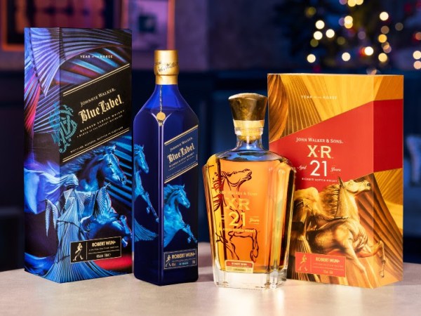 Johnnie Walker Blue Label brinda por el Año del Caballo con Robert&nbsp;Wun