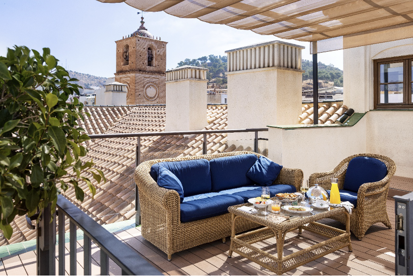 Palacio Solecio, el hotel donde vivir la Feria de Málaga desde la esencia más auténtica de la ciudad